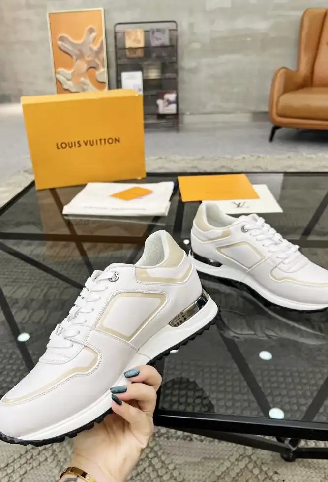 hype Louis Vuitton Sneakers