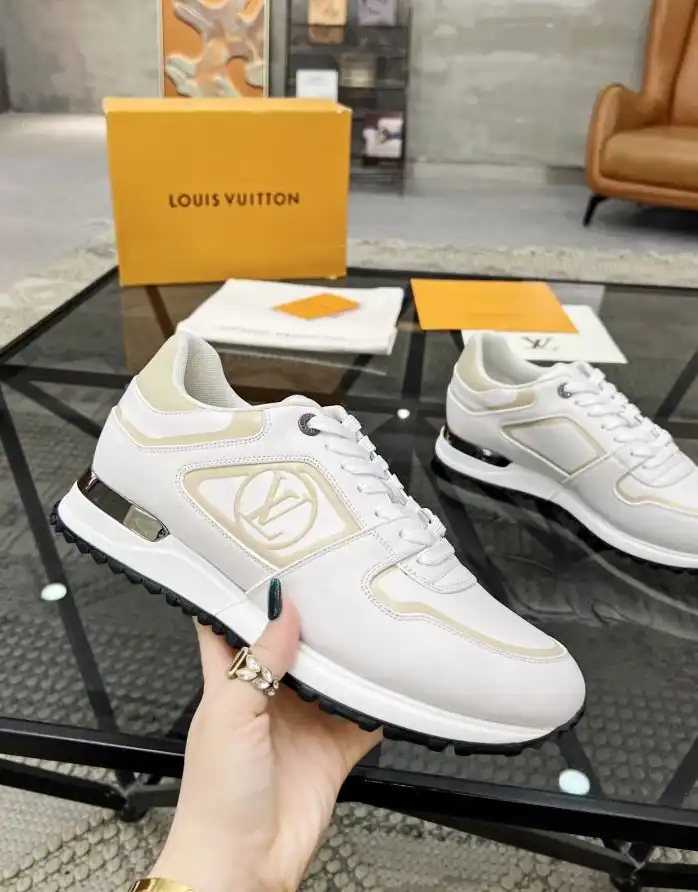 hype Louis Vuitton Sneakers