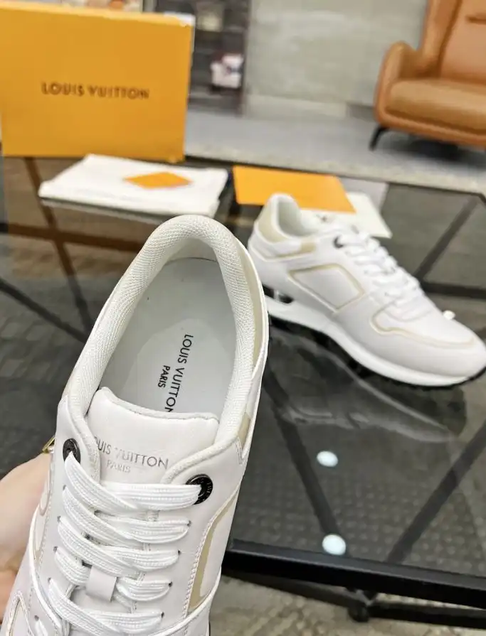 hype Louis Vuitton Sneakers