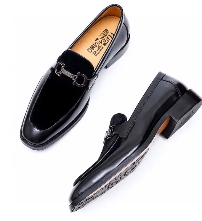 hype Ferragamo Leather Shoes