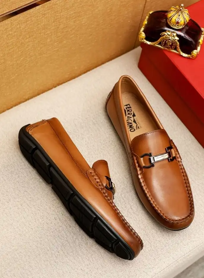 hype Ferragamo Leather Shoes