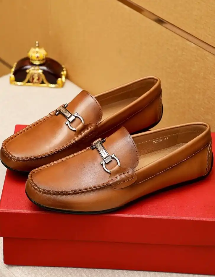 hype Ferragamo Leather Shoes