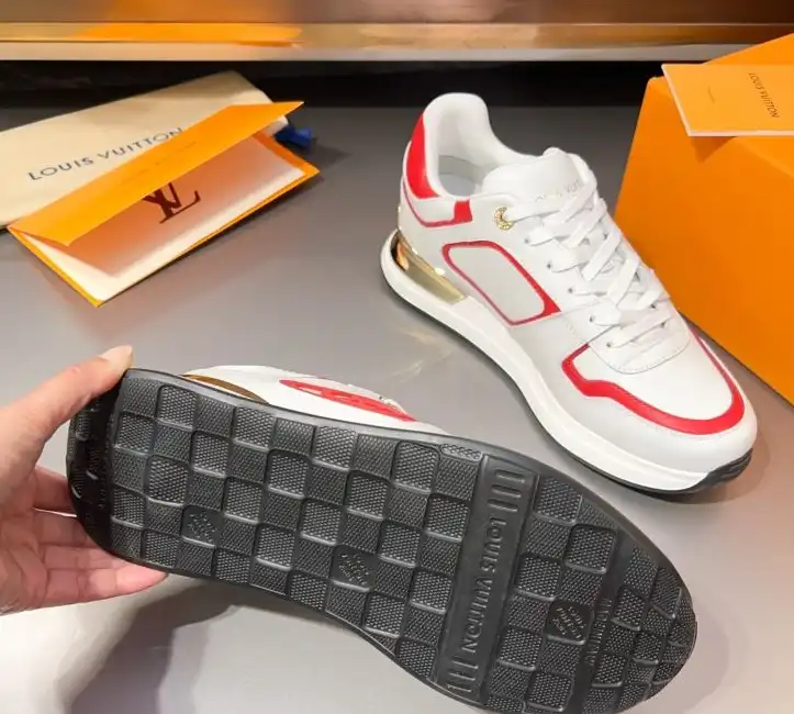 hype Louis Vuitton Sneakers