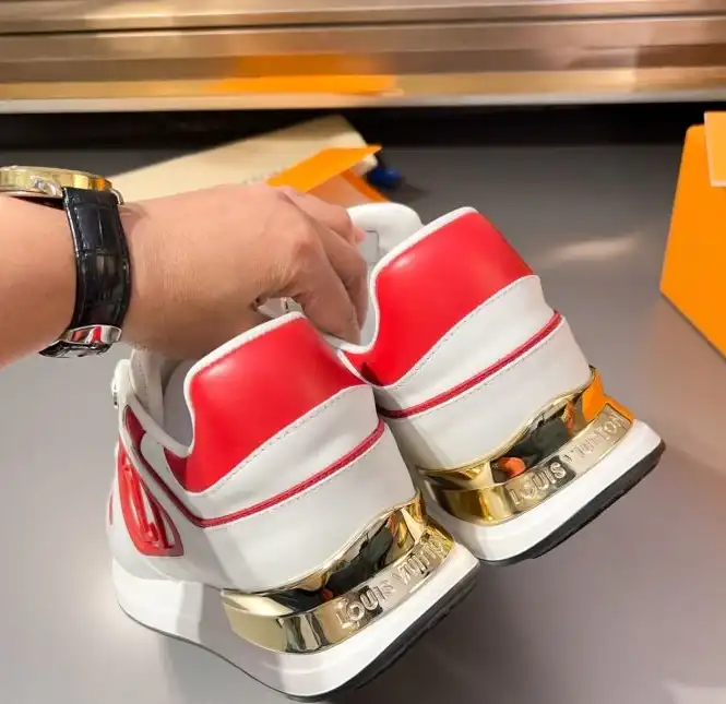 hype Louis Vuitton Sneakers