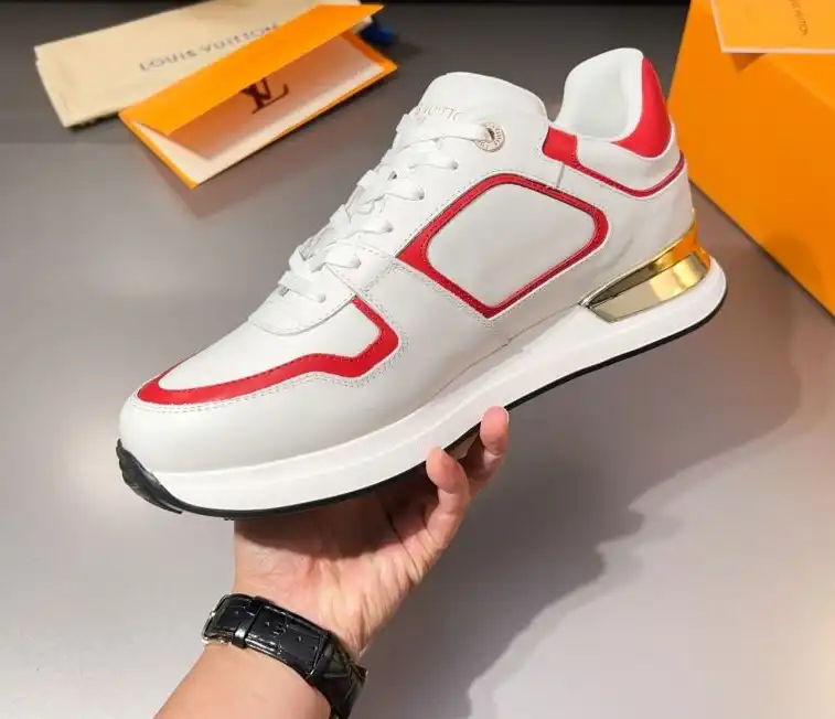 hype Louis Vuitton Sneakers