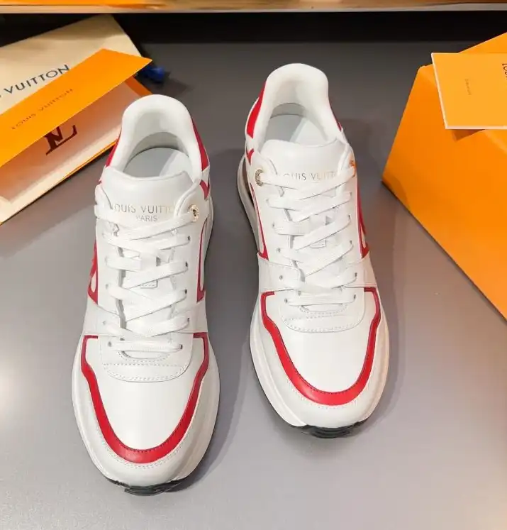 hype Louis Vuitton Sneakers