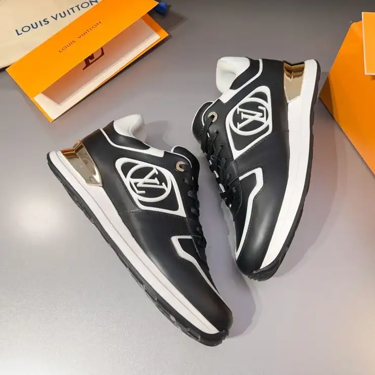 hype Louis Vuitton Sneakers