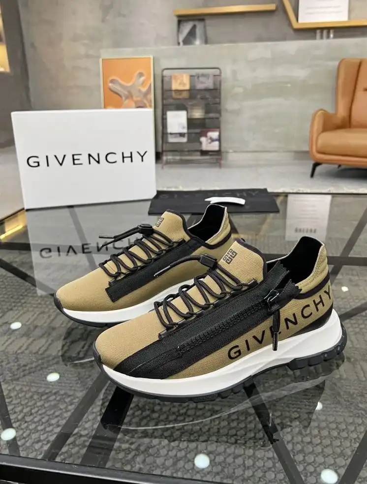 hype Givenchy Sneakers