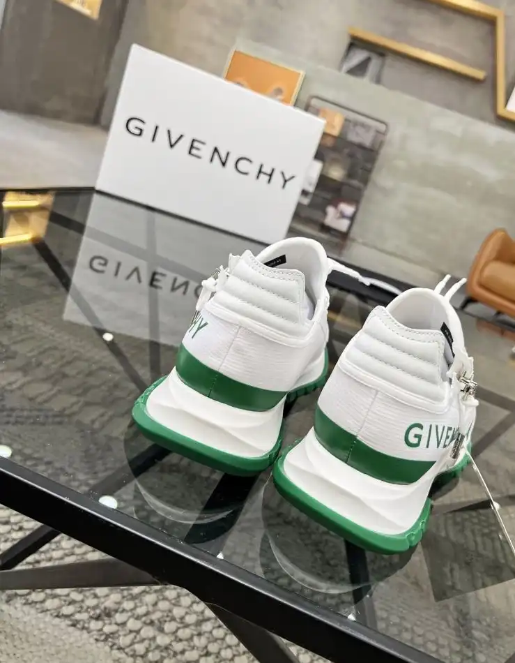 hype Givenchy Sneakers