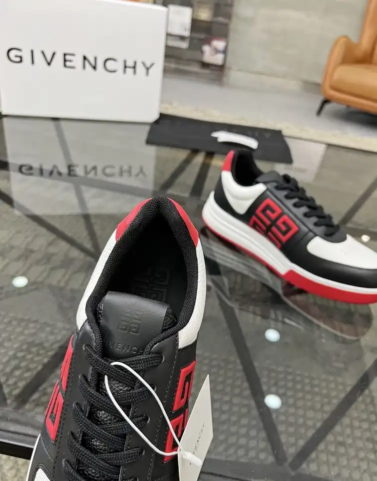 hype Givenchy Sneakers