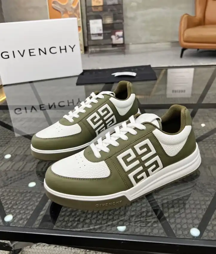 hype Givenchy Sneakers