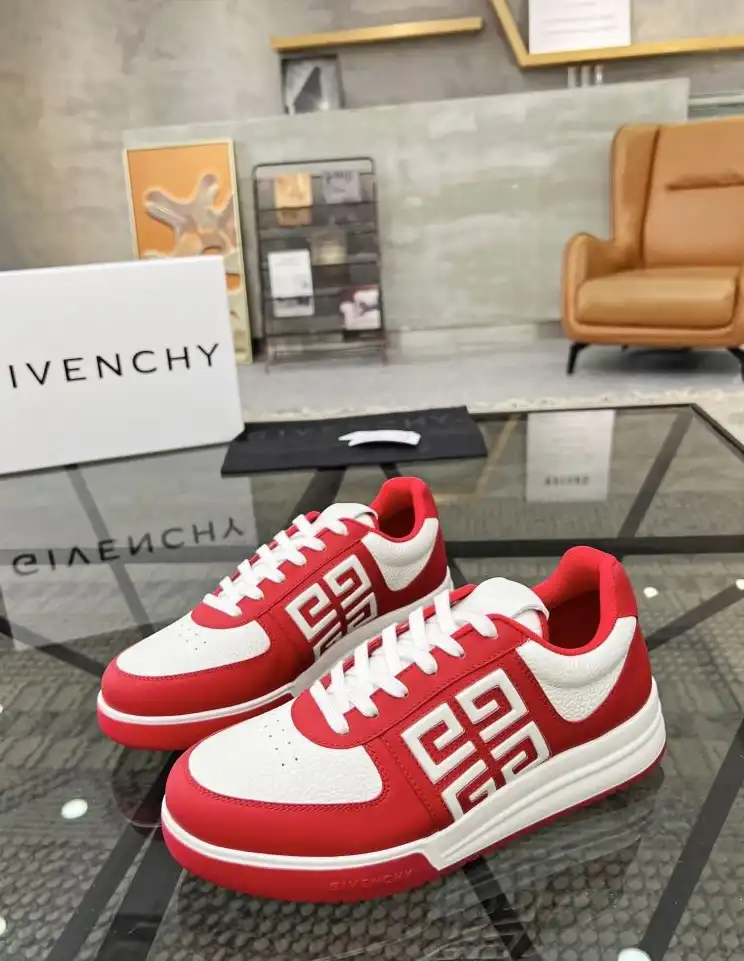 hype Givenchy Sneakers