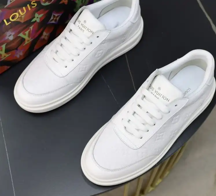 hype Louis Vuitton Sneakers