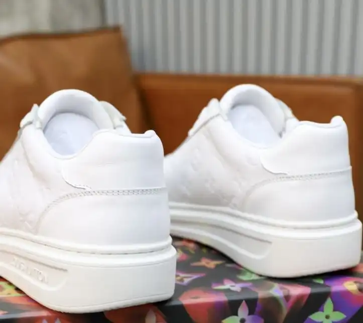 hype Louis Vuitton Sneakers