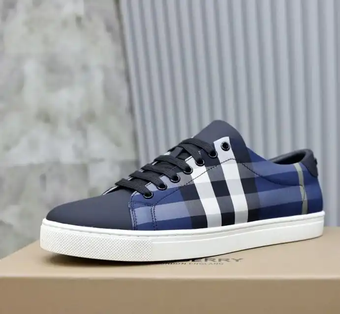 hype Burberry Sneakers