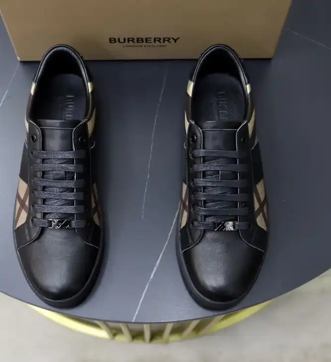 hype Burberry Sneakers