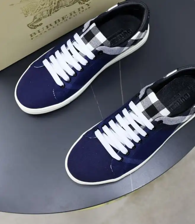 hype Burberry Sneakers