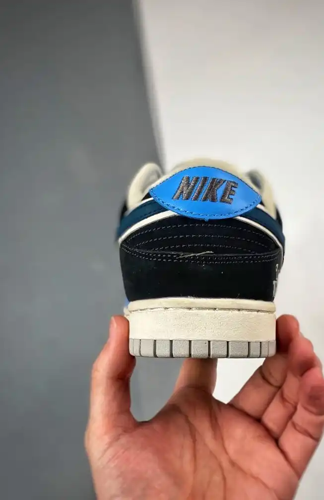 hype Nike Sneakers