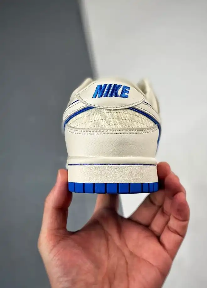 hype Nike Sneakers