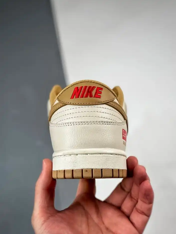 hype Nike Sneakers