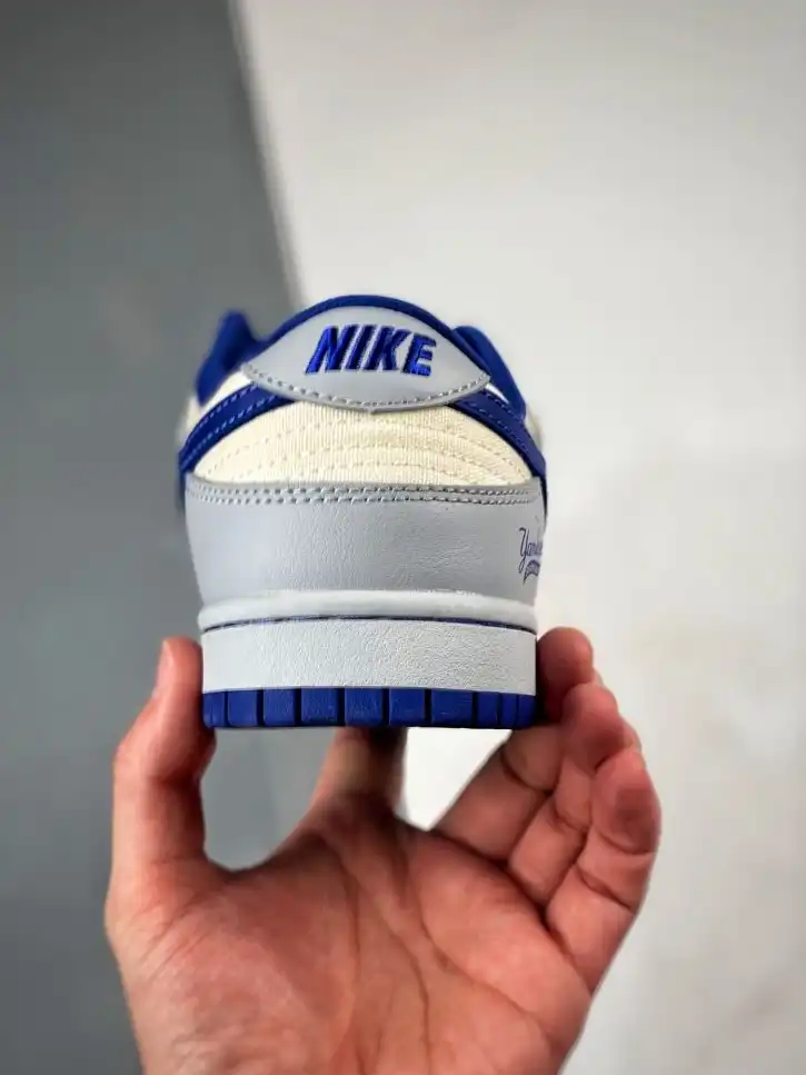 hype Nike Sneakers