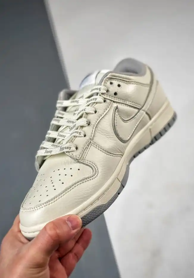 hype Nike Sneakers