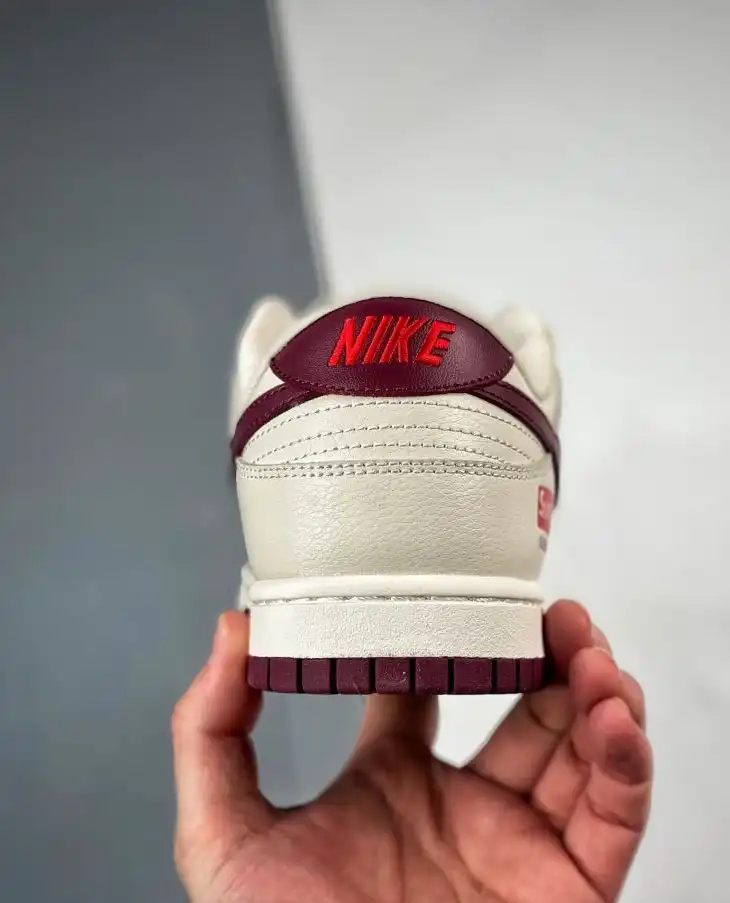 hype Nike Sneakers