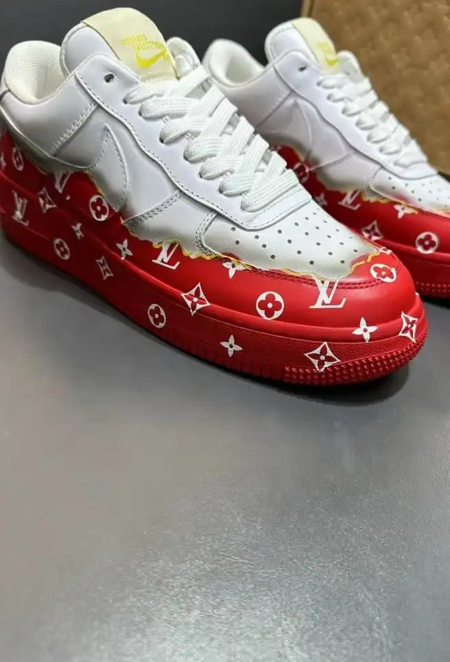 hype Louis Vuitton Sneakers