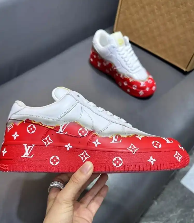 hype Louis Vuitton Sneakers