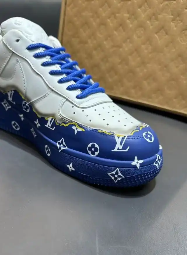 hype Louis Vuitton Sneakers