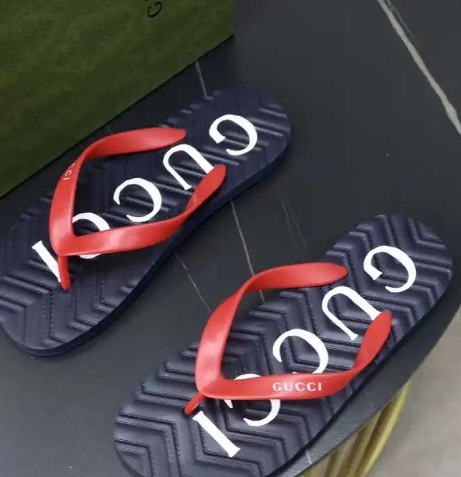 hype Gucci Slippers