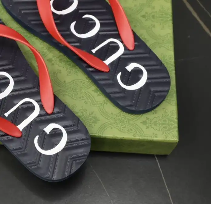 hype Gucci Slippers