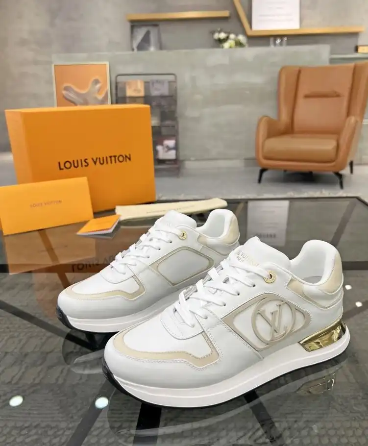 hype Louis Vuitton Sneakers