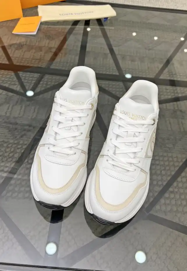 hype Louis Vuitton Sneakers