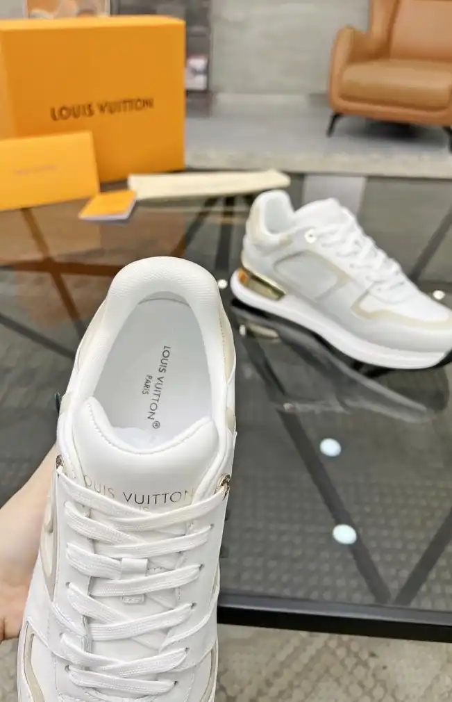 hype Louis Vuitton Sneakers