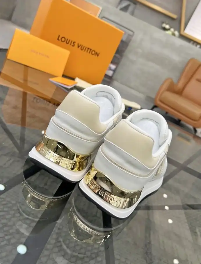 hype Louis Vuitton Sneakers