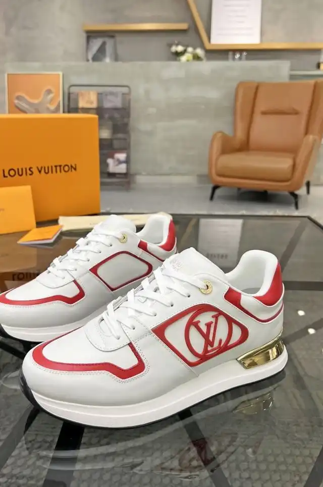 hype Louis Vuitton Sneakers