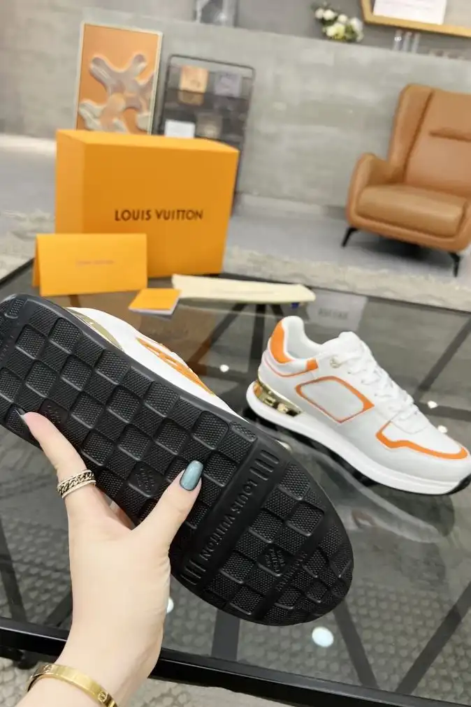 hype Louis Vuitton Sneakers