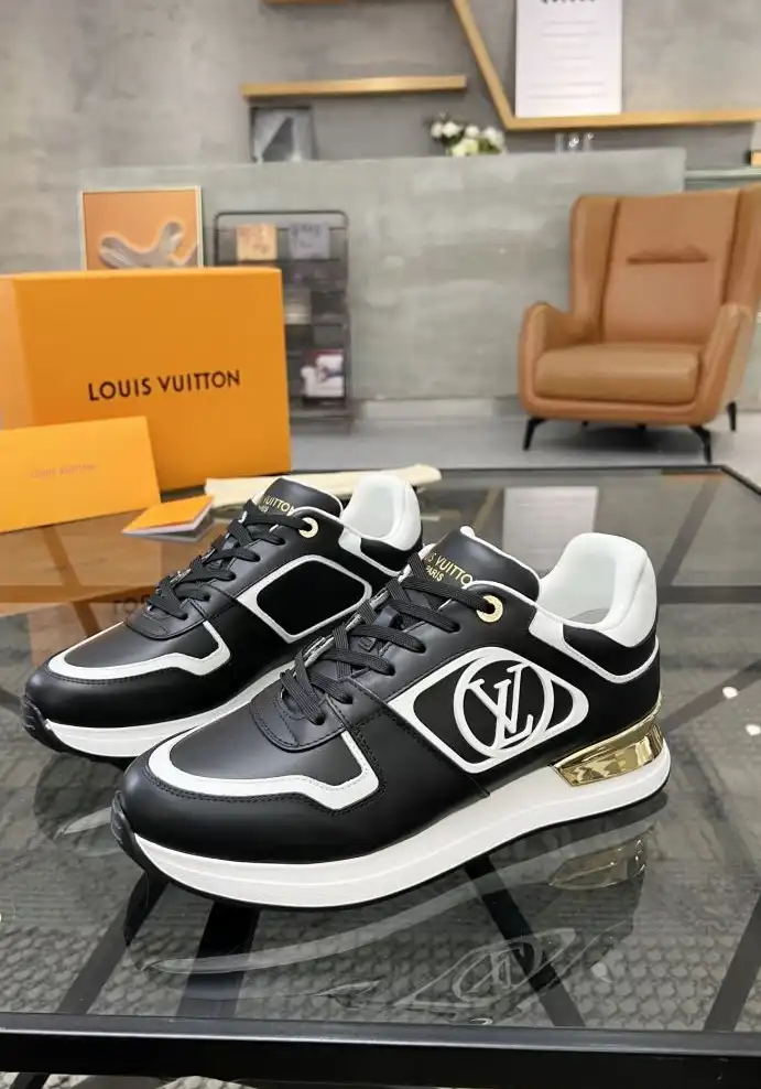 hype Louis Vuitton Sneakers