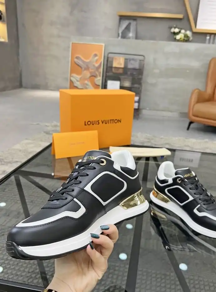 hype Louis Vuitton Sneakers