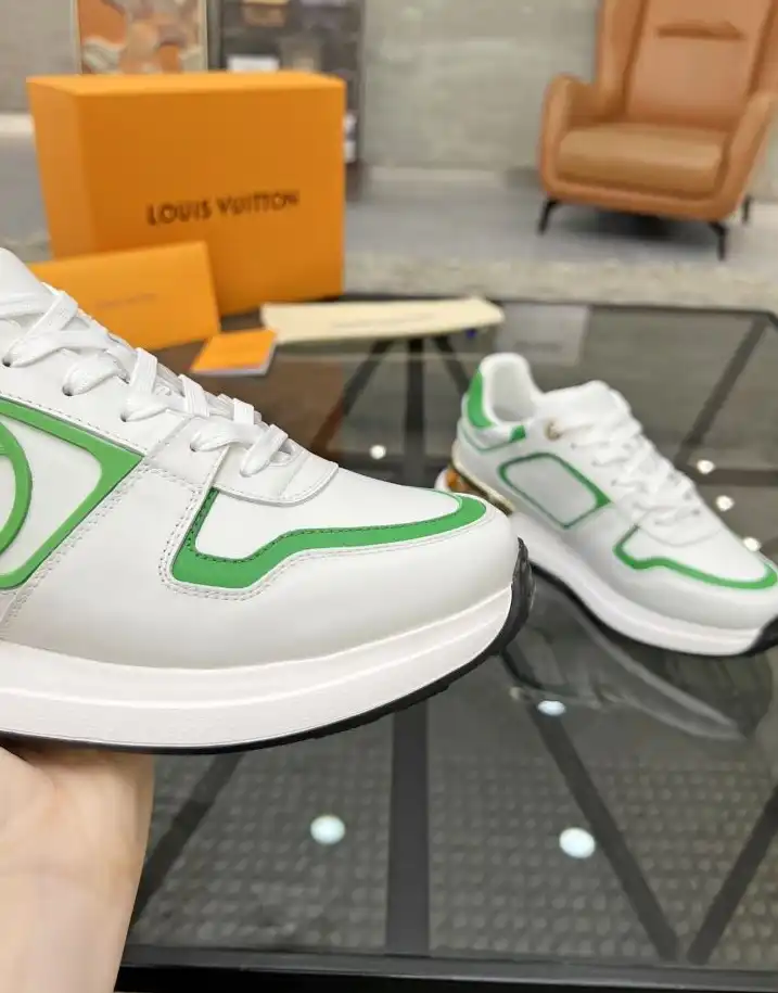 hype Louis Vuitton Sneakers