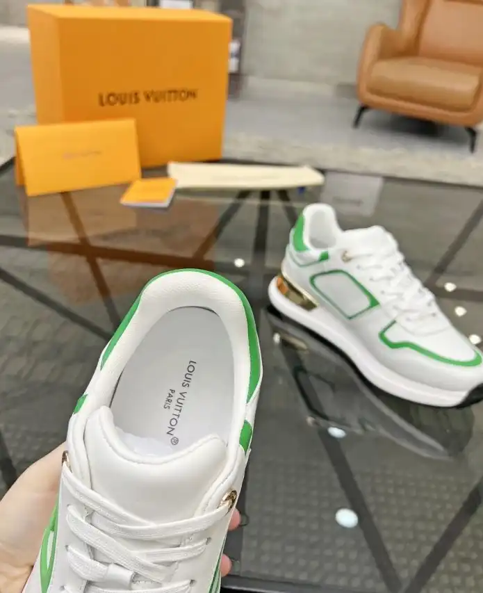 hype Louis Vuitton Sneakers