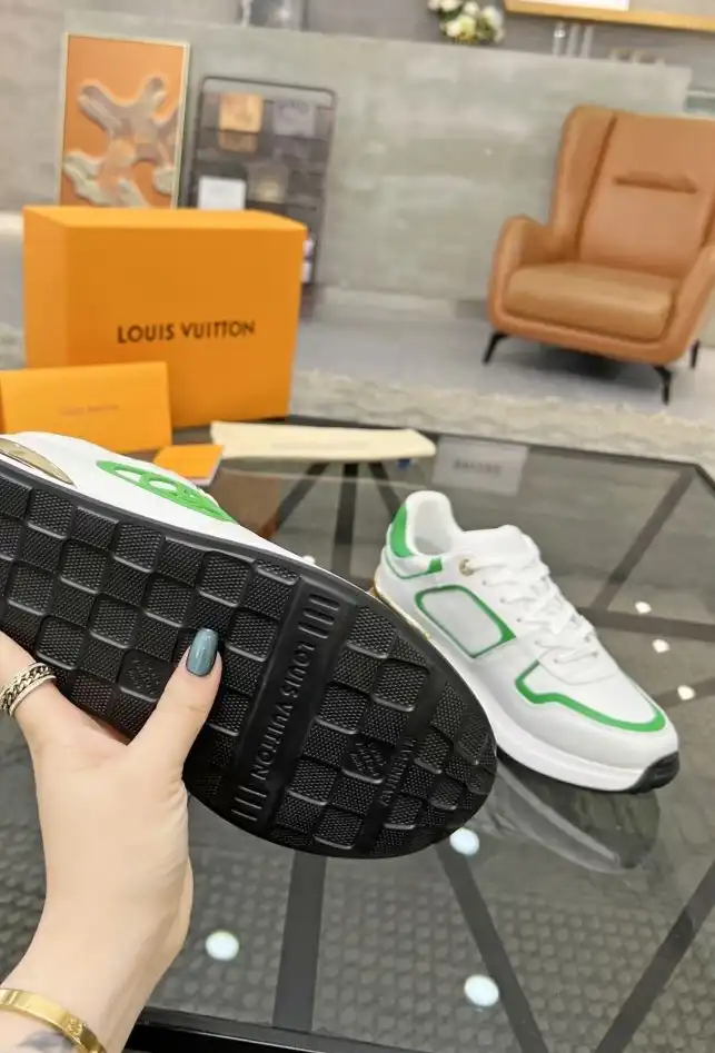 hype Louis Vuitton Sneakers