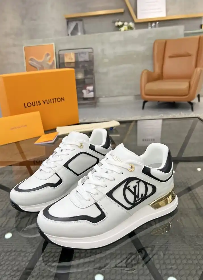 hype Louis Vuitton Sneakers