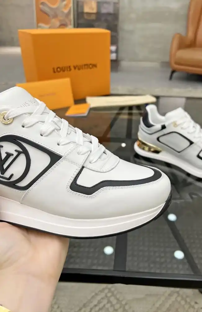 hype Louis Vuitton Sneakers