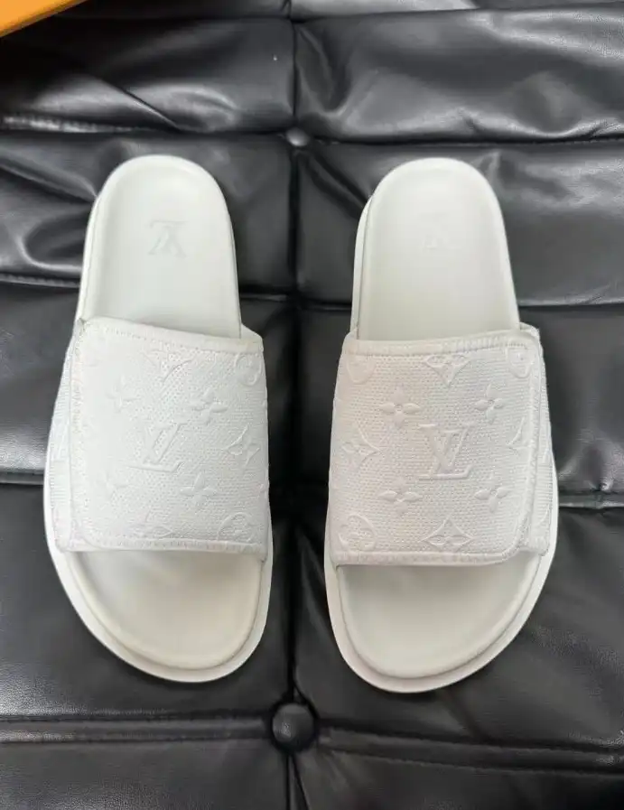 hype LV Slippers