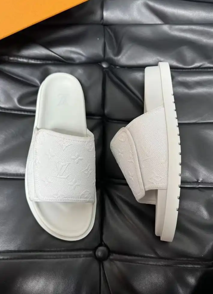 hype LV Slippers