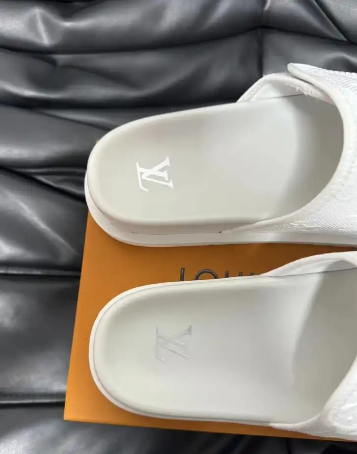 hype LV Slippers