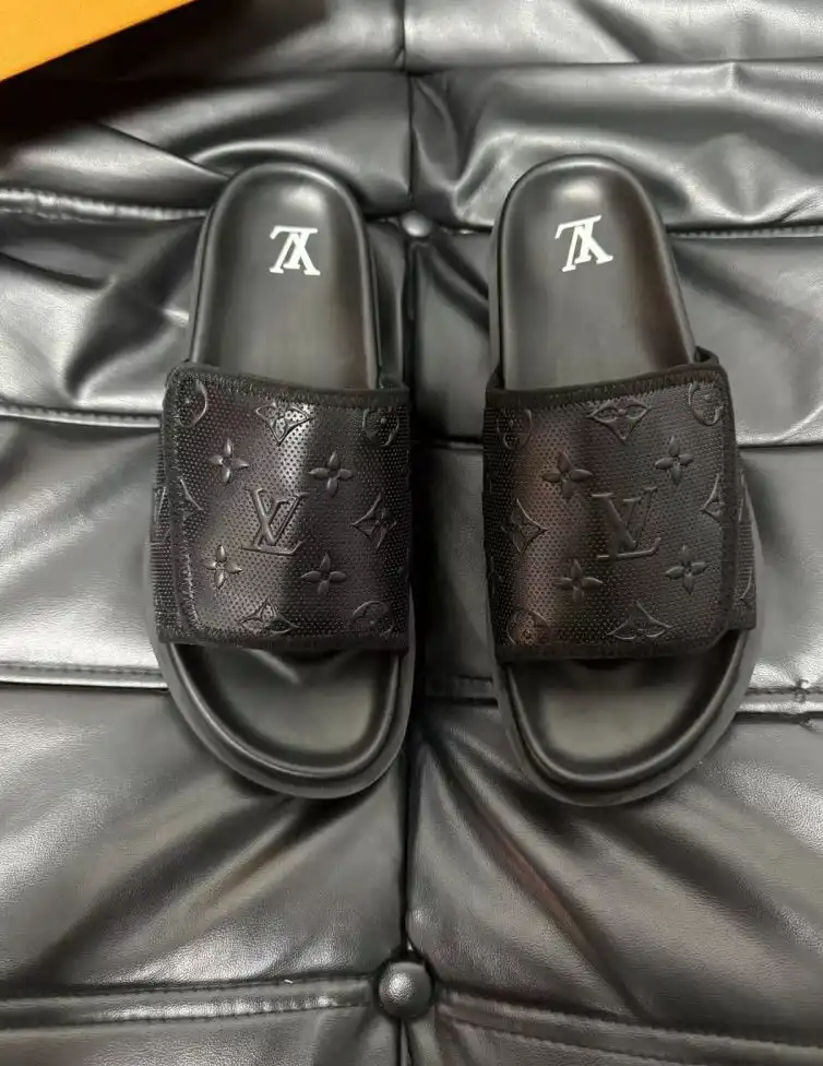 hype LV Slippers