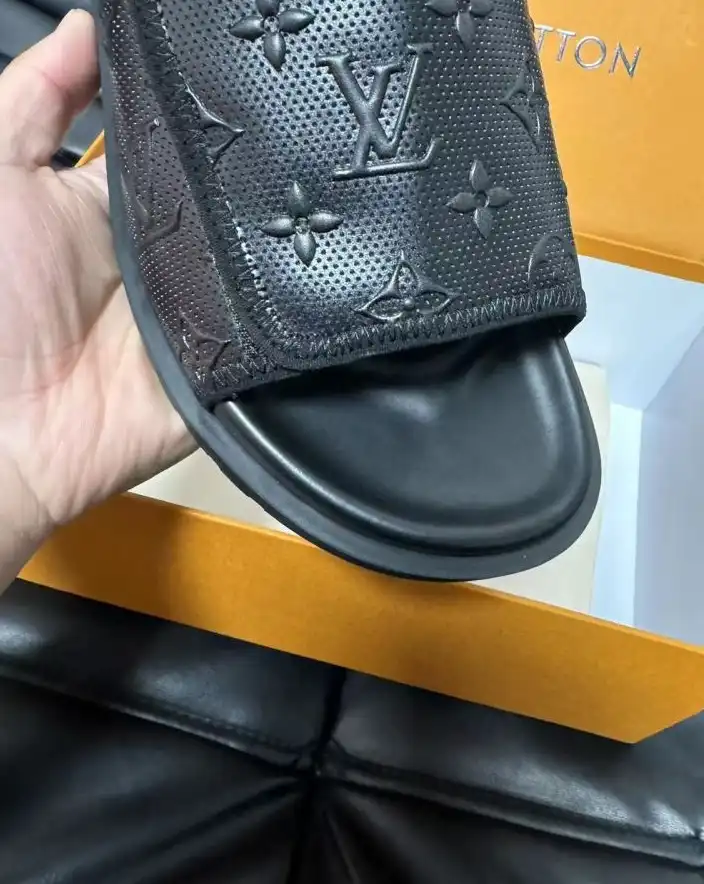 hype LV Slippers